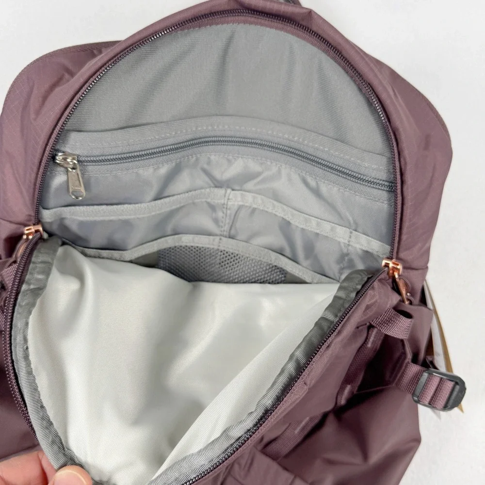 The North Face Recon Luxe 30L Backpack Womens Tawny Quartz/Rose Gold NEW